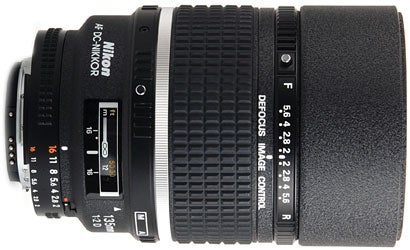Lens Test: Nikon 135mm f/2D AF DC-Nikkor | Popular Photography