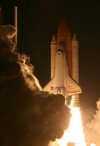 Shooting the Space Shuttles | Popular Photography