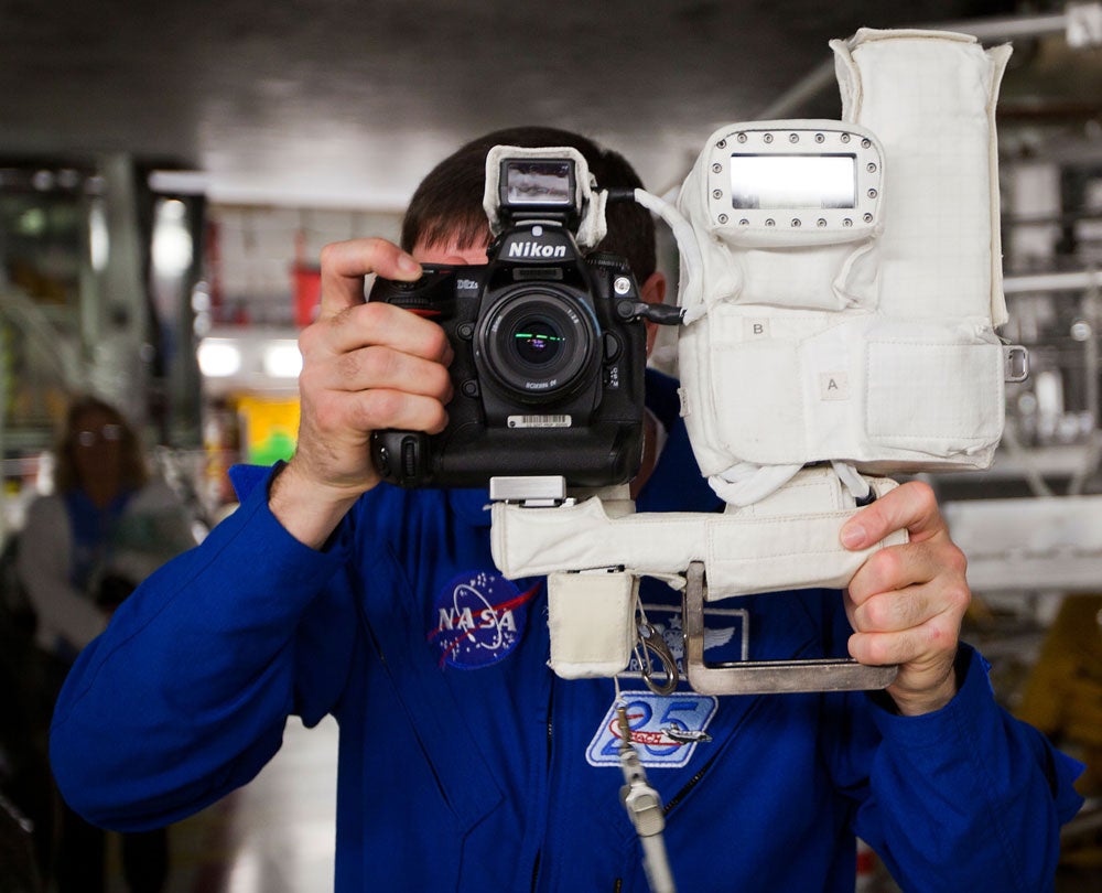How Does NASA Get a Nikon D2Xs DSLR Ready to Go to Space