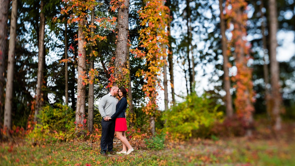 8 Tips For Better Fall Portrait Photos