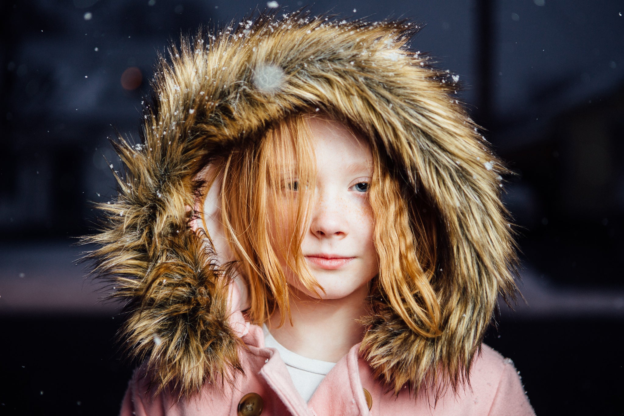 Budget Lighting: Fake a Beauty Dish Portrait With a Reflective Umbrella