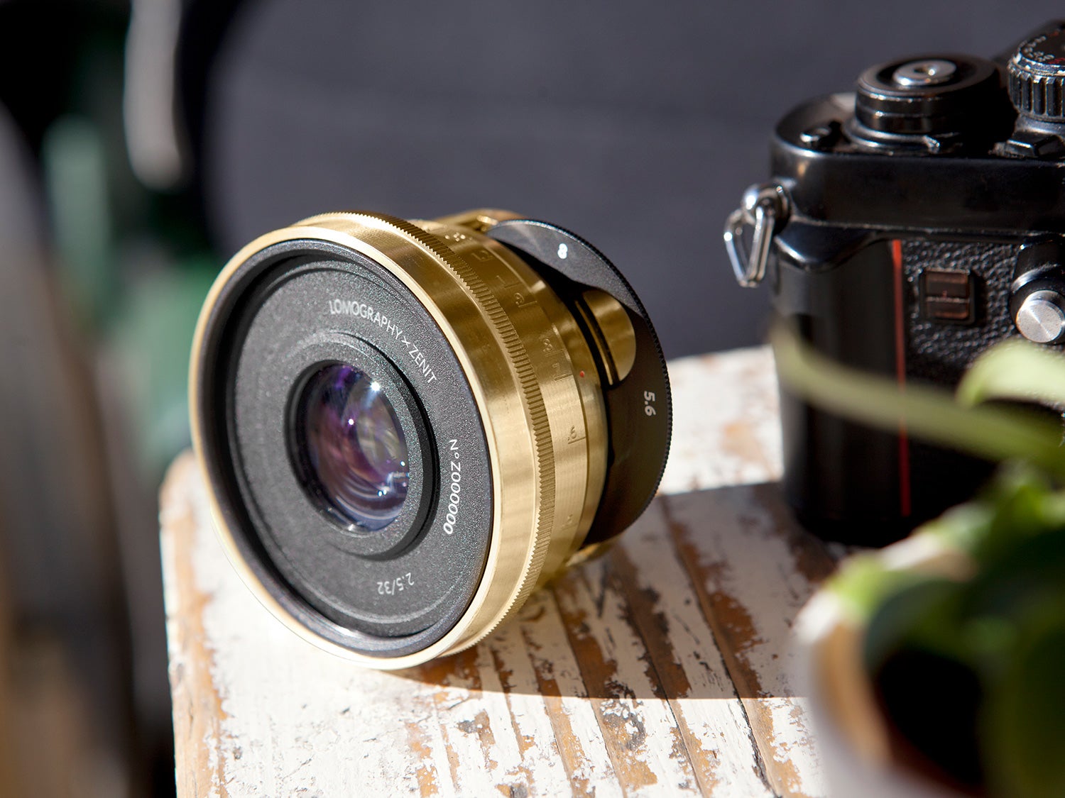 The Lomogon 2.5/32mm Art Lens offers moody analog aesthetics for