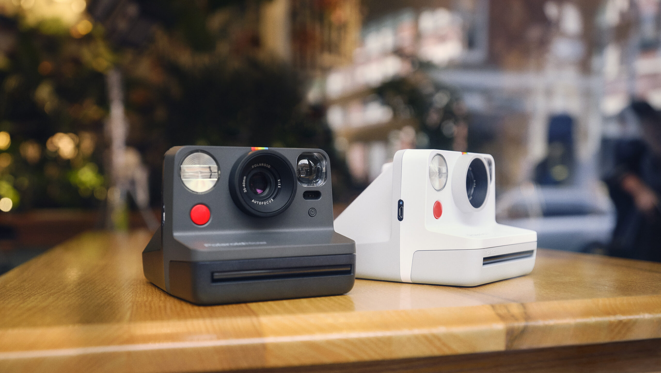Hands on with the Polaroid Now instant film camera | Popular Photography