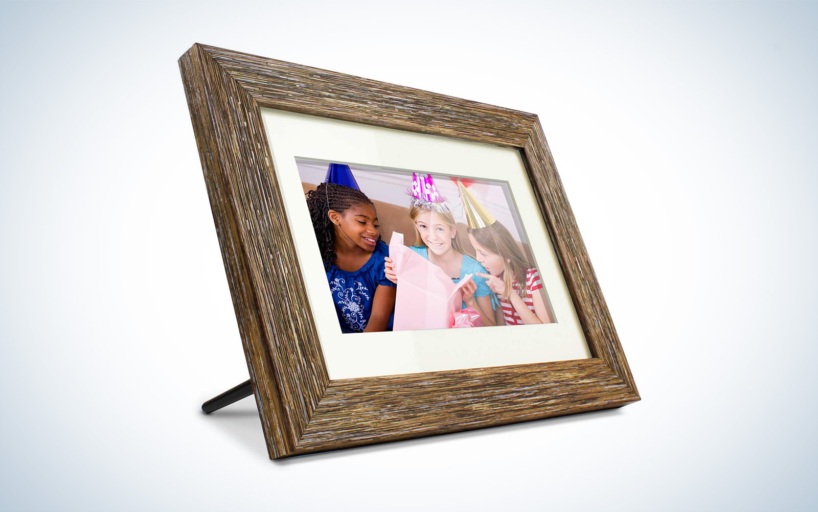 Best Ready-Made Photo Frames for Displaying Your Favorite Images –