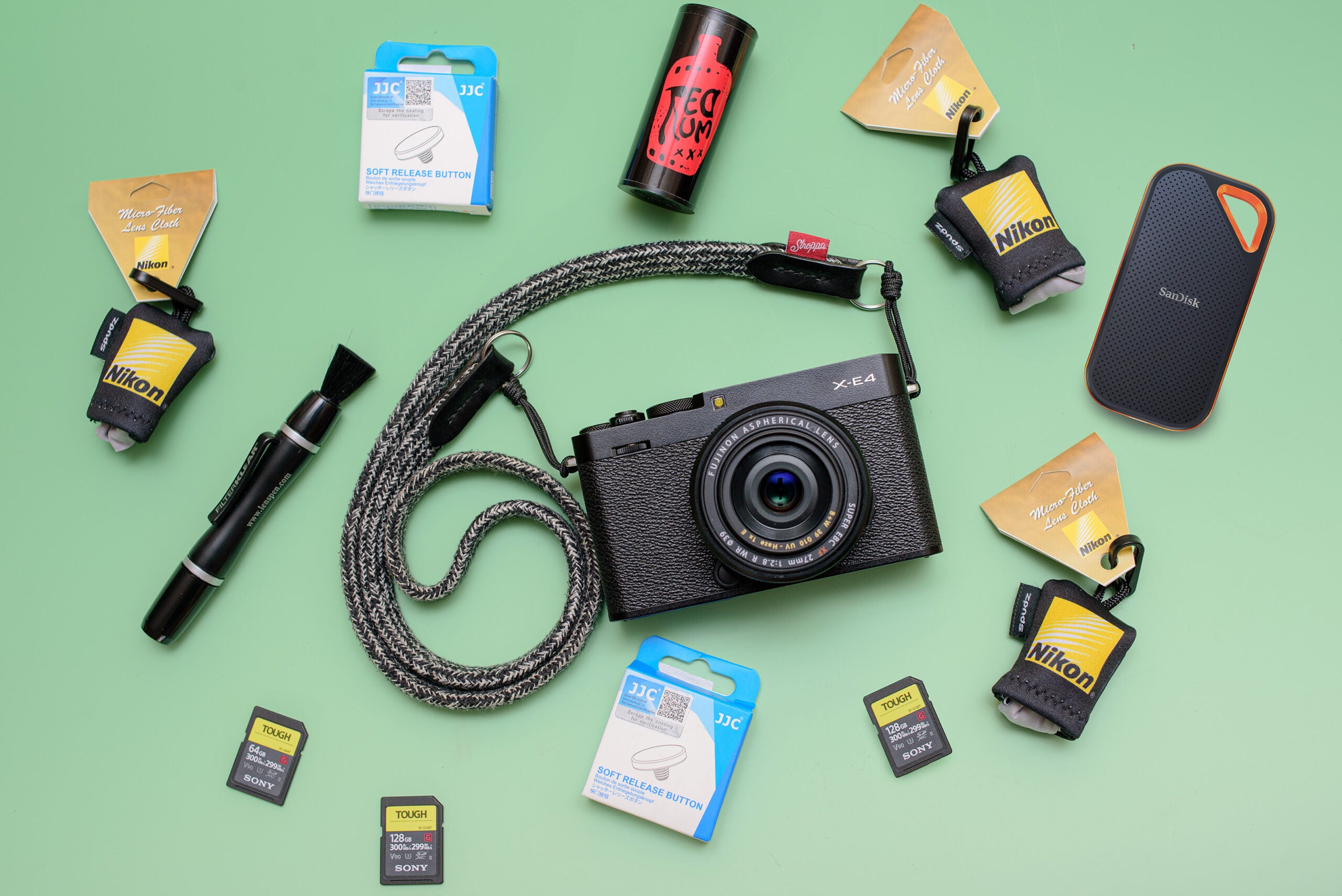 the-best-gifts-for-photographers-of-every-skill-level-editionsphotoart